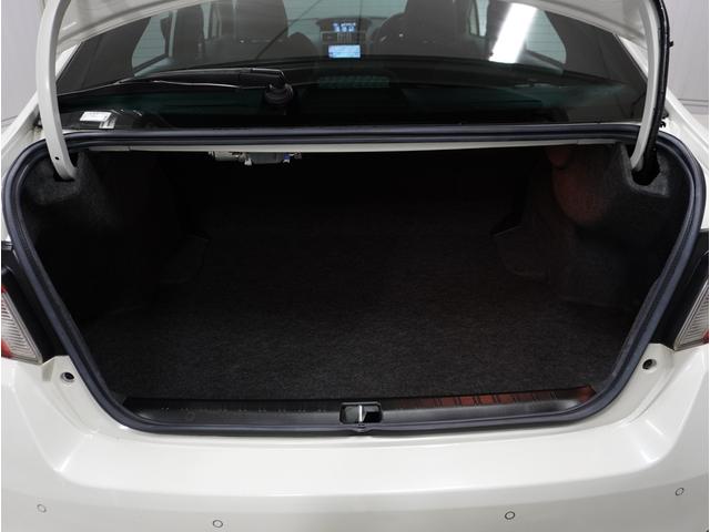 間口が広く荷物が入れやすいです。十分な広さがあり、普段使いや、レジャーでもご利用頂けます。