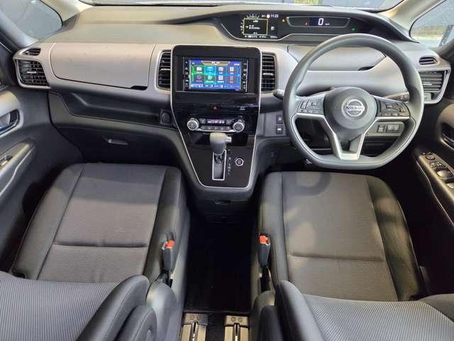 セレナ 2.0 XV 純正ナビAビューカメラ純正ドラレコETC オートクルーズ LEDライト ETC車載器 レーンキープ ワンオーナー車 インテリキー 記録簿 ドラレコ パワーウインドウ ナビTV エアコン ABS エアバッグ メモリーナビ キーレス 両自動ドア(4枚目)