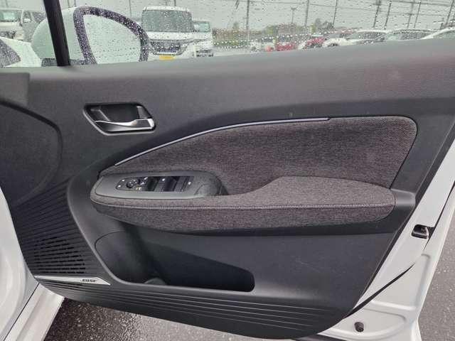 オーラ 1.2 G プロパイロット アラウンドビューモニター 自動(被害軽減)ブレーキ LKA サイドカメラ ETC ドライブレコーダー イモビライザー アルミホイール インテリジェントキー パワーウィンドウ ワンオーナー フルオートエアコン キーレスエントリー(13枚目)