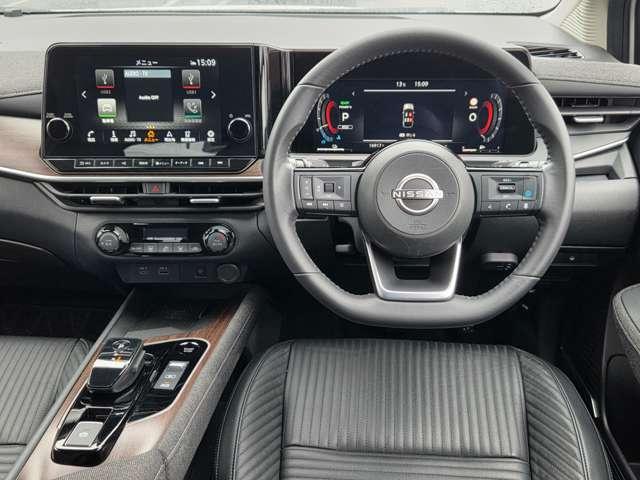 オーラ 1.2 G レザーエディション 純正ナビ アラウンドビューモニター スマ ワンオーナ 追突防止 クルコン 本革 車線逸脱警報装置 LED ドライブレコーダー 盗難防止 記録簿 バックモニター ETC メモリーナビゲーション AW キーレスエントリー オートエアコン ABS(8枚目)