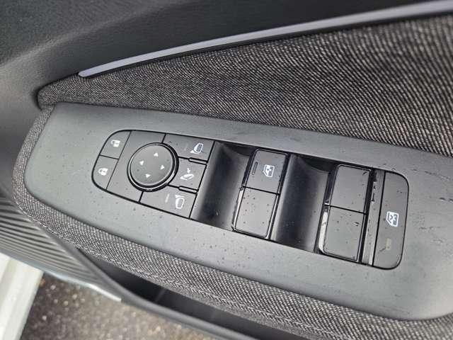 オーラ 1.2 G レザーエディション 純正ナビ アラウンドビューモニター スマ ワンオーナ 追突防止 クルコン 本革 車線逸脱警報装置 LED ドライブレコーダー 盗難防止 記録簿 バックモニター ETC メモリーナビゲーション AW キーレスエントリー オートエアコン ABS(14枚目)