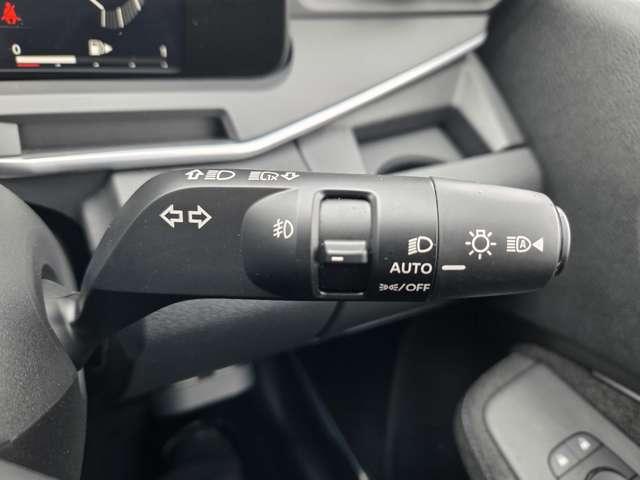 オーラ 1.2 G レザーエディション 純正ナビ アラウンドビューモニター スマ ワンオーナ 追突防止 クルコン 本革 車線逸脱警報装置 LED ドライブレコーダー 盗難防止 記録簿 バックモニター ETC メモリーナビゲーション AW キーレスエントリー オートエアコン ABS(20枚目)