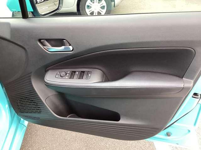 ノート 1.2 X 当社試乗車UPアラウンドビューモニター純正 リアカメラ 衝突被害軽減ブレ-キ 全方位カメラ LEDヘッドライト レーンアシスト インテリジェントキー 整備記録簿 ワンセグTV TVナビ サイドカーテンエアバック サイドカメラ メモリーナビ(13枚目)