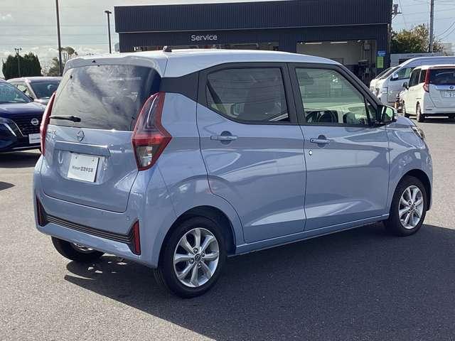 デイズ 660 X 当社試乗車UP純正ナビアラウンドビューカメ アラウンドM 踏み間違え防止 テレビ スマートキー イモビライザー バックカメラ レーンキープ アイドリングストップ キーレス フルオートエアコン LEDライト WAB 記録簿 運転席エアバック PS(5枚目)