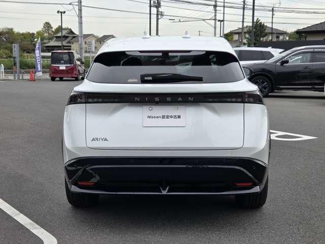 アリア B6 当社試乗車UPメーカーナビプロパイロット2. 全周囲カメラ 誤発進抑制 サンルーフ ACC LED ETC レーンアシスト 4WD フルオートエアコン インテリキー 試乗車アップ バックモニター メモリーナビ アルミホイール パーキングアシスト(6枚目)