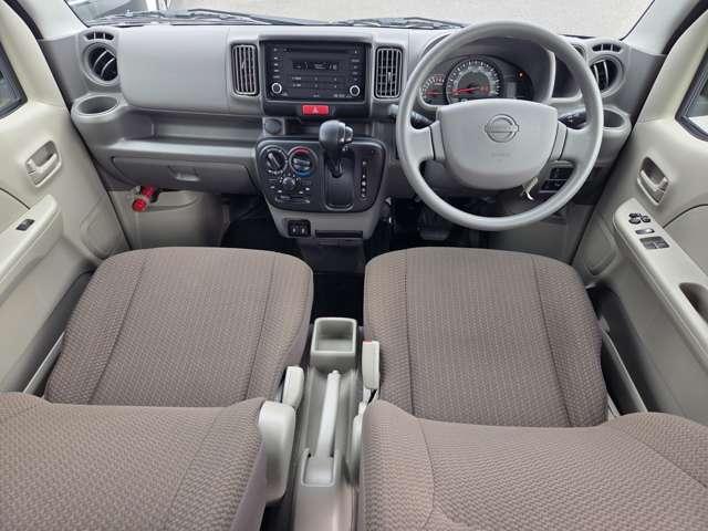 クリッパーバン 660 DX GLパッケージ ハイルーフ エマージェンシーブレーキ・メモリーナビ インテリジェントエマージェンシーブレーキ LEDヘッドランプ キーレス パワーウィンドウ レーンアシスト アイドリングストップ パワステ 運転席エアバック 助手席エアバック エアコン(4枚目)