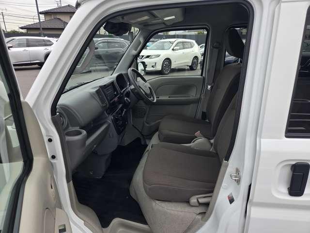 クリッパーバン 660 DX GLパッケージ ハイルーフ エマージェンシーブレーキ・メモリーナビ インテリジェントエマージェンシーブレーキ LEDヘッドランプ キーレス パワーウィンドウ レーンアシスト アイドリングストップ パワステ 運転席エアバック 助手席エアバック エアコン(10枚目)