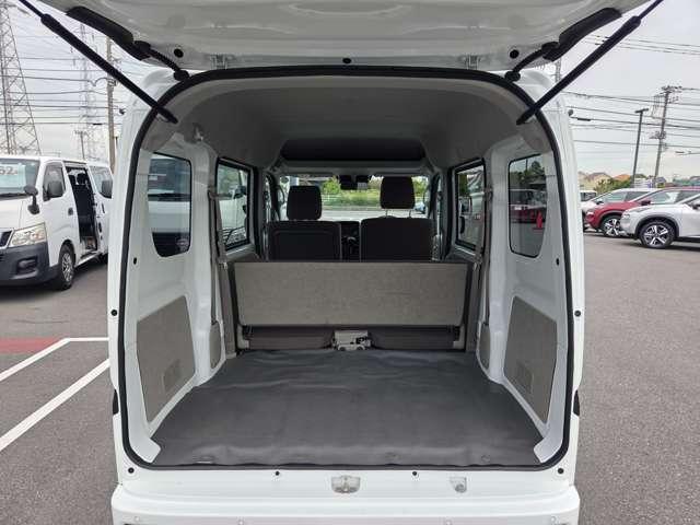 クリッパーバン 660 DX GLパッケージ ハイルーフ エマージェンシーブレーキ・メモリーナビ インテリジェントエマージェンシーブレーキ LEDヘッドランプ キーレス パワーウィンドウ レーンアシスト アイドリングストップ パワステ 運転席エアバック 助手席エアバック エアコン(12枚目)