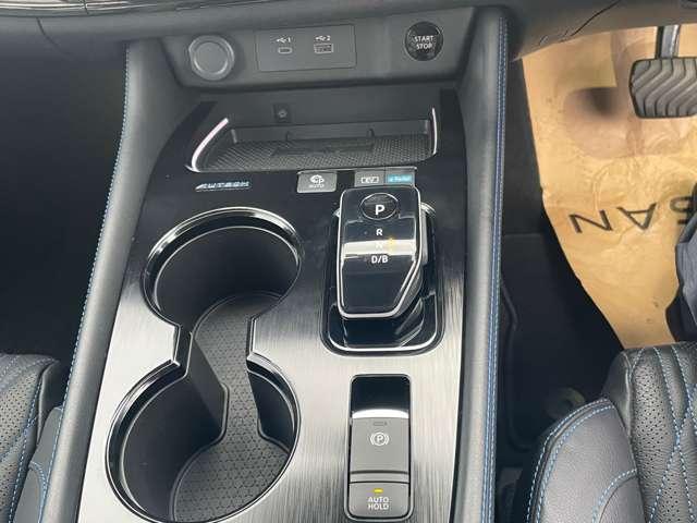 エクストレイル 1.5 AUTECH アドバンスト パッケージ リヤLEDフォグランプ(14枚目)