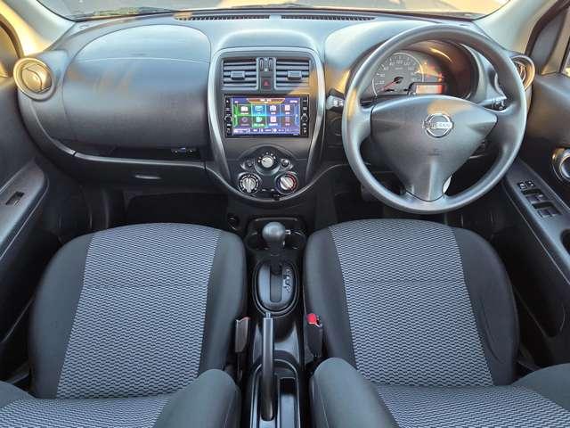 マーチ 1.2 S レンタカーUP純正ナビバックモニタードラレ 1セグTV メンテナンスノート 運転席助手席エアバック キーレス バックモニター ETC ナビTV パワーウインド メモリーナビゲーション オートエアコン PS 運転席エアバッグ ABS(4枚目)