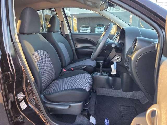 マーチ 1.2 S レンタカーUP純正ナビバックモニタードラレ 1セグTV メンテナンスノート 運転席助手席エアバック キーレス バックモニター ETC ナビTV パワーウインド メモリーナビゲーション オートエアコン PS 運転席エアバッグ ABS(9枚目)