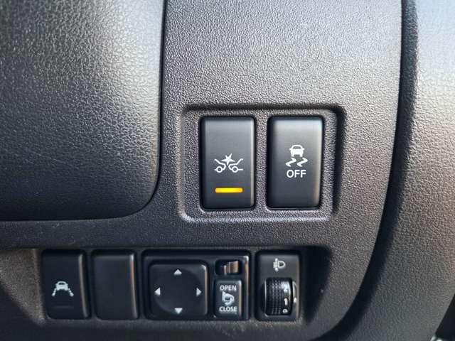 マーチ 1.2 S レンタカーUP純正ナビバックモニタードラレ 1セグTV メンテナンスノート 運転席助手席エアバック キーレス バックモニター ETC ナビTV パワーウインド メモリーナビゲーション オートエアコン PS 運転席エアバッグ ABS(16枚目)