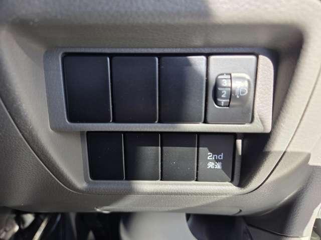 色々な機能も装着しております。写真装備の内容や使用の仕方等はぜひお問い合わせください。