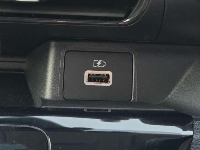 デイズ ６６０　ボレロ　ワンオーナー純正ナビＡビューカメラインテ　全周囲モニター　メモリーナビ　１オーナー　車線逸脱警報　フルオートエアコン　スマートキー　Ｗエアバック　アイドリングストップ　衝突回避支援（19枚目）