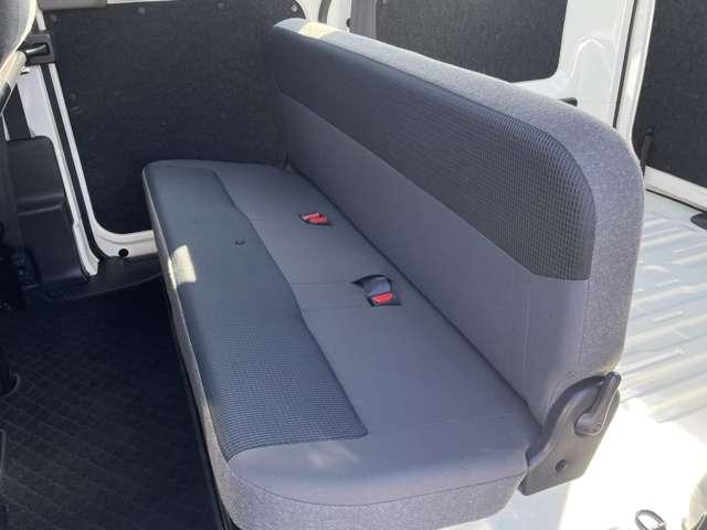 ＮＶ２００バネットバン １．６　ＤＸ　メモリーナビバックカメラＥＴＣ前後ドライブ　インテリジェントエマージェンシーブレーキ　車線逸脱　バックカメラ付き　点検記録簿　メモリーナビ　ナビ　パワーステアリング　エアバック　マニュアルエアコン　ＡＢＳ　キーフリー　フロントパワーウインドウ（11枚目）