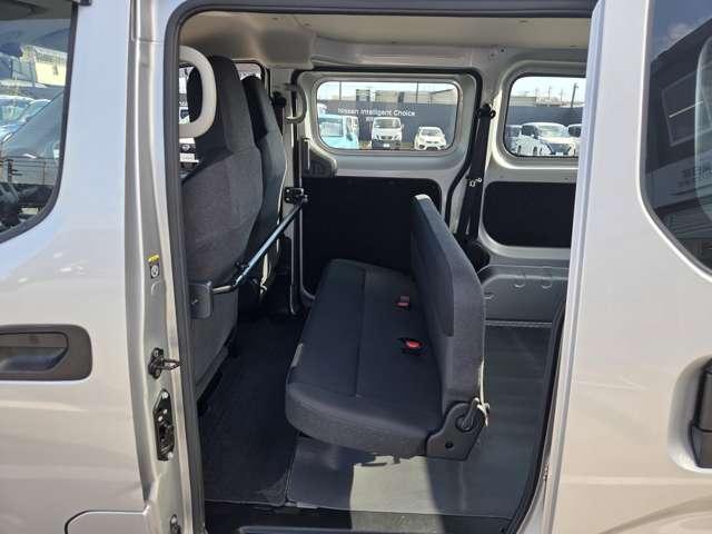 ＮＶ２００バネットバン １．６　ＤＸ　純正ナビＥＴＣバックカメラエマージェンシー　インテリジェントエマージェンシーブレーキ　車線逸脱　アイドリングストップ　ドラレコ　バックカメラ付き　点検記録簿　メモリーナビ　ナビ　パワーステアリング　エアバック　マニュアルエアコン　ＡＢＳ（11枚目）