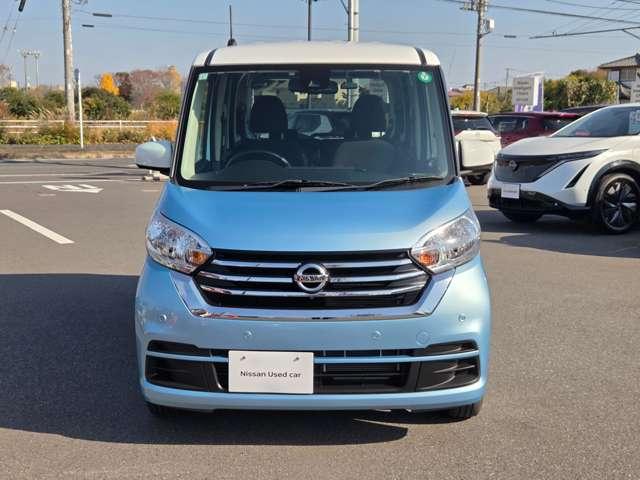 デイズルークス 660 X Vセレクション 純正ナビアラウンドビューETC両側電動スラ 踏み間違い衝突防止 W電動ドア スマキー ナビTV 盗難防止 i-stop ETC ワンオ-ナ-車 アルミホイール バックカメラ キーフリー サイドカメラ ドライブレコーダー オートエアコン ABS(2枚目)