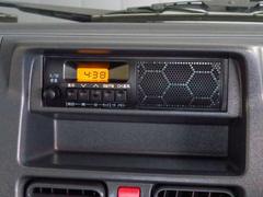ラジオを車内で聴くことができます！ 6