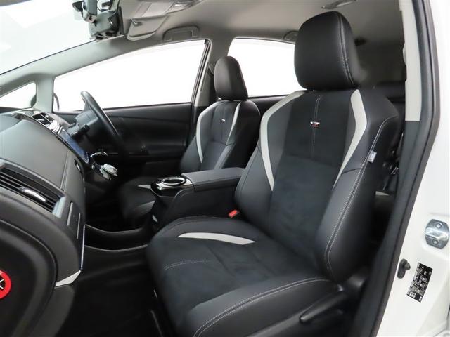 大きく開くドアでスムーズな乗降ができます。