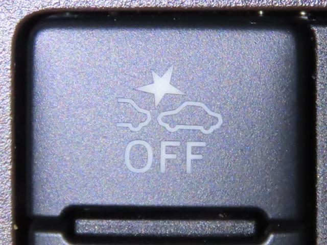 ルーミー Ｘ　Ｓ　衝突回避軽減ブレーキ　踏み間違い制御装置　車線逸脱警報　ＥＴＣ　スマートキー　片側電動スライドドア　ハロゲンヘッドランプ　メモリーナビ　ワンセグＴＶ　ＣＤ再生　メディアプレイヤー接続（13枚目）