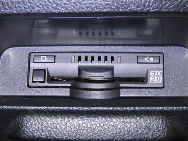 エスクァイア ハイブリッドGiプレミアムパッケジブラックテーラード モデリスタ製フルエアロ メモリーナビ 後席モニター フルセグTV CDDVD再生 バックモニター 両側電動スライドドア シートヒーター 衝突回避軽減ブレーキ 踏み間違い制御装置 オートハイビーム(19枚目)