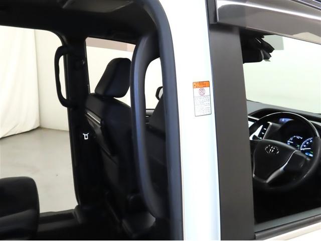 エスクァイア ハイブリッドGiプレミアムパッケジブラックテーラード モデリスタ製フルエアロ メモリーナビ 後席モニター フルセグTV CDDVD再生 バックモニター 両側電動スライドドア シートヒーター 衝突回避軽減ブレーキ 踏み間違い制御装置 オートハイビーム(31枚目)