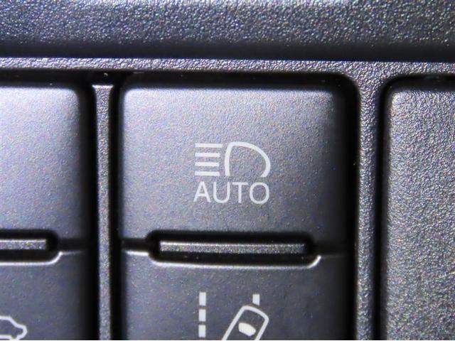 エスクァイア ハイブリッドGiプレミアムパッケジブラックテーラード モデリスタ製フルエアロ メモリーナビ 後席モニター フルセグTV CDDVD再生 バックモニター 両側電動スライドドア シートヒーター 衝突回避軽減ブレーキ 踏み間違い制御装置 オートハイビーム(33枚目)