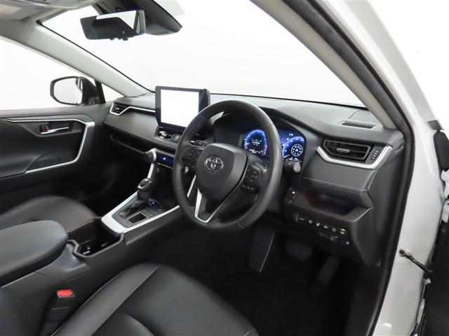 ＲＡＶ４ Ｇ　ムーンルーフ　ディスプレイオーディオ　フルセグＴＶ　パノラミックビューモニター　シートヒーター＆ベンチレーション　パワーバックドア　衝突軽減ブレーキ　踏み間違い制御装置　オートハイビーム　寒冷地仕様（11枚目）
