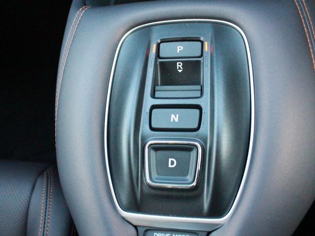 ＺＲ－Ｖ ｅ：ＨＥＶＺ　雹損害有　純正ナビ　全周囲カメラ　ＥＴＣ　ｂｌｕｅｔｏｏｔｈ　Ｐセンサー　ミュージックプレイヤー接続可　レザー　Ｂカメラ　サイドエアバック　パワ－シ－ト　ナビＴＶ　ＬＥＤヘッドライト　ＵＳＢ接続　禁煙（16枚目）