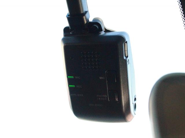 ＺＲ－Ｖ ｅ：ＨＥＶＺ　雹損害有　純正ナビ　全周囲カメラ　ＥＴＣ　ｂｌｕｅｔｏｏｔｈ　Ｐセンサー　ミュージックプレイヤー接続可　レザー　Ｂカメラ　サイドエアバック　パワ－シ－ト　ナビＴＶ　ＬＥＤヘッドライト　ＵＳＢ接続　禁煙（17枚目）