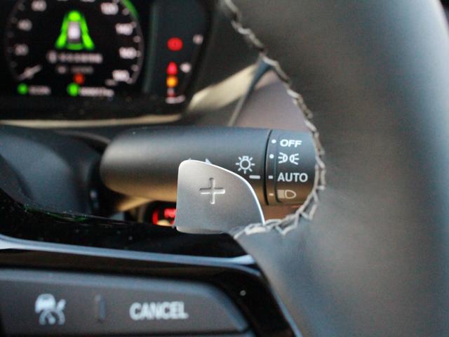 ＺＲ－Ｖ ｅ：ＨＥＶＺ　雹損害有　純正ナビ　全周囲カメラ　ＥＴＣ　ｂｌｕｅｔｏｏｔｈ　Ｐセンサー　ミュージックプレイヤー接続可　レザー　Ｂカメラ　サイドエアバック　パワ－シ－ト　ナビＴＶ　ＬＥＤヘッドライト　ＵＳＢ接続　禁煙（28枚目）