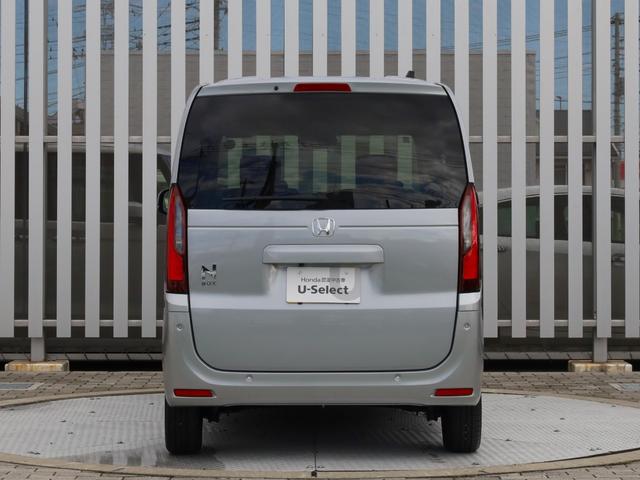 N-BOX ベースグレード 純正9インチナビ・片側パワースライドドア(3枚目)