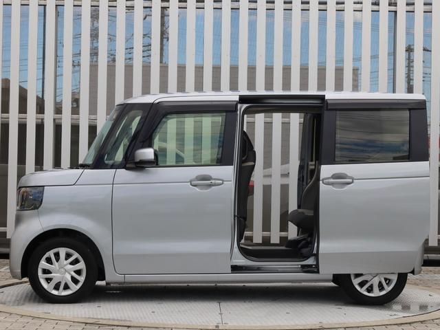 N-BOX ベースグレード 純正9インチナビ・片側パワースライドドア(5枚目)