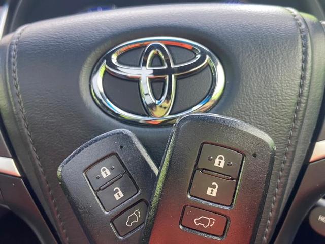 Sunroof/Navi/DVD/AW/No-accidents/LeatherSeat/PowerSeat/BackCamera