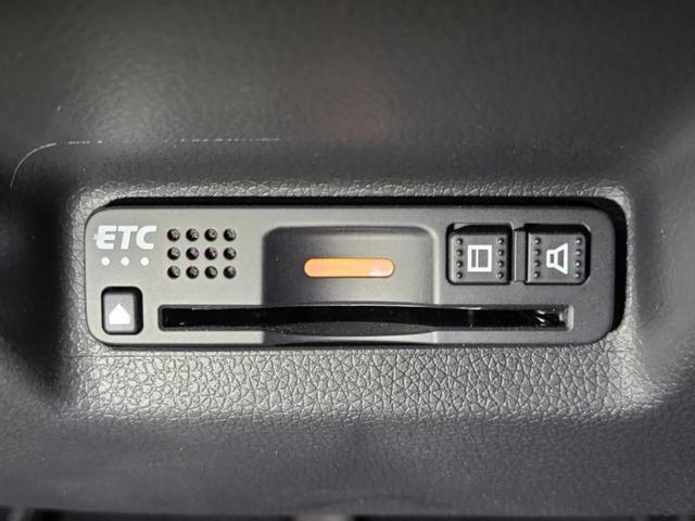 シャトル Ｇ・ホンダセンシング　純正　８インチ　ＳＤナビ／ホンダセンシング／車線逸脱防止支援システム／ドライブレコーダー　純正／ヘッドランプ　ＬＥＤ／Ｂｌｕｅｔｏｏｔｈ接続／ＥＴＣ／横滑り防止装置／アイドリングストップ　バックカメラ（25枚目）