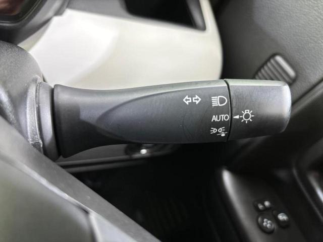 スペーシア ハイブリッドＧ　新品タイヤ／保証書／セーフティサポート（スズキ）／車線逸脱防止支援システム／ＥＢＤ付ＡＢＳ／横滑り防止装置／アイドリングストップ／衝突安全ボディ／パワーウインドウ／エンジンスタートボタン　記録簿（11枚目）