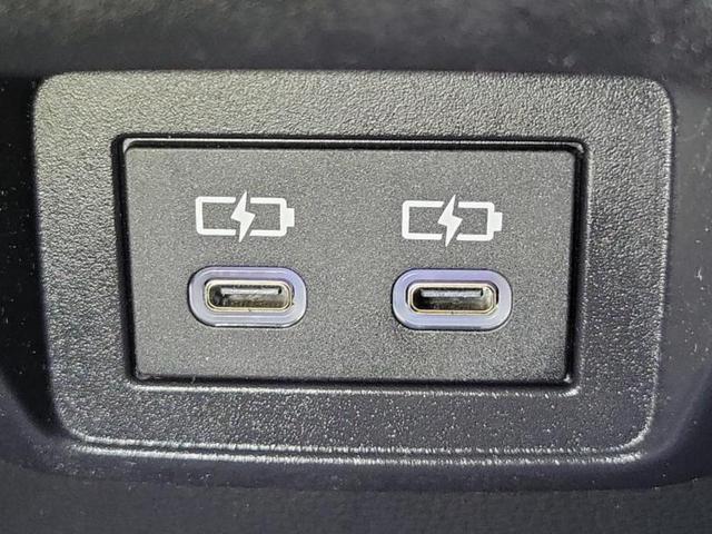 カローラクロス ハイブリッドＺ　サンルーフ／純正　１０インチ　ＳＤナビ／デジタルインナーミラー／トヨタセーフティセンス／シートヒーター　前席／パノラミックビューモニター／車線逸脱防止支援システム／シート　ハーフレザー／電動バックドア（38枚目）