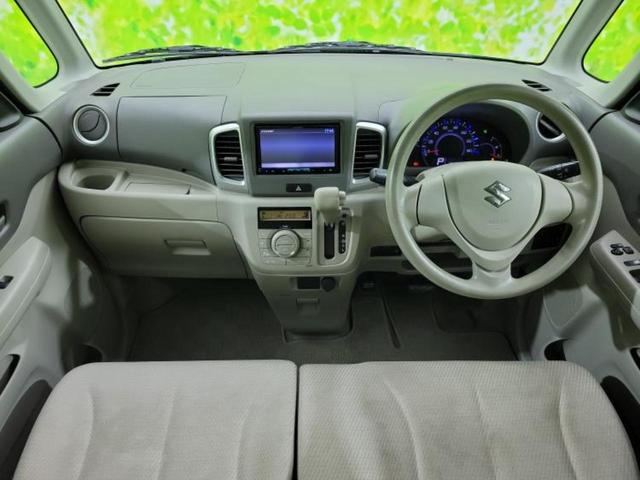 スペーシア X 新品タイヤ/保証書/社外 ナビ/電動スライドドア/ETC/横滑り防止装置/アイドリングストップ/フルセグTV/DVD/エンジンスタートボタン/オートエアコン/オートライト/ワンオーナー DVD再生(4枚目)