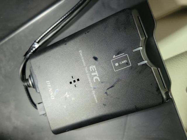 スペーシア X 新品タイヤ/保証書/社外 ナビ/電動スライドドア/ETC/横滑り防止装置/アイドリングストップ/フルセグTV/DVD/エンジンスタートボタン/オートエアコン/オートライト/ワンオーナー DVD再生(18枚目)