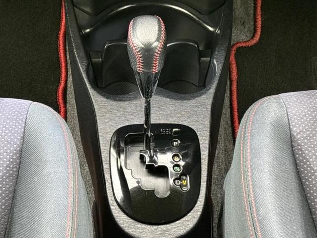 ヴィッツ RS Gs 新品タイヤ/純正 SDナビ/ドライブレコーダー 社外/Bluetooth接続/ETC/横滑り防止装置/バックモニター/フルセグTV/DVD/アルミホイール 純正 17インチ/パワーウインドウ ドラレコ(18枚目)