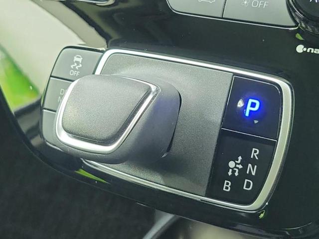 アクア Ｚ　ディスプレイオーディオ＋ナビ１０インチ／トヨタセーフティセンス／シートヒーター　前席／パノラミックビューモニター／車線逸脱防止支援システム／シート　ハーフレザー／ドライブレコーダー　前後　全周囲カメラ（17枚目）