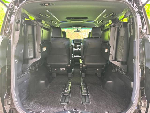 ヴェルファイア Ｚ　Ａエディションゴールデンアイズ　純正　９インチ　ＳＤナビ／フリップダウンモニター　純正　１２．８インチ／両側電動スライドドア／シート　ハーフレザー／電動バックドア／ヘッドランプ　ＬＥＤ／Ｂｌｕｅｔｏｏｔｈ接続／ＥＴＣ　バックカメラ（21枚目）