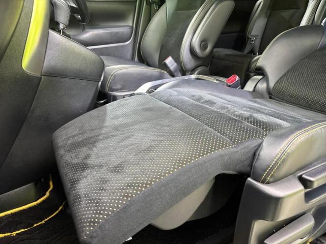 ヴェルファイア Ｚ　Ａエディションゴールデンアイズ　純正　９インチ　ＳＤナビ／フリップダウンモニター　純正　１２．８インチ／両側電動スライドドア／シート　ハーフレザー／電動バックドア／ヘッドランプ　ＬＥＤ／Ｂｌｕｅｔｏｏｔｈ接続／ＥＴＣ　バックカメラ（26枚目）