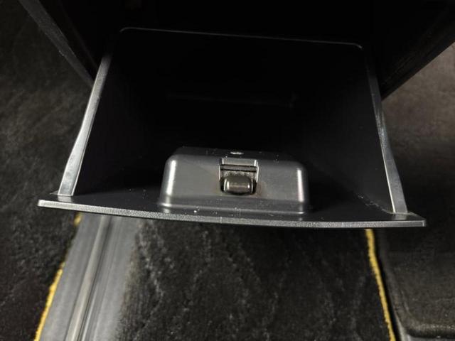 ヴェルファイア Ｚ　Ａエディションゴールデンアイズ　純正　９インチ　ＳＤナビ／フリップダウンモニター　純正　１２．８インチ／両側電動スライドドア／シート　ハーフレザー／電動バックドア／ヘッドランプ　ＬＥＤ／Ｂｌｕｅｔｏｏｔｈ接続／ＥＴＣ　バックカメラ（48枚目）