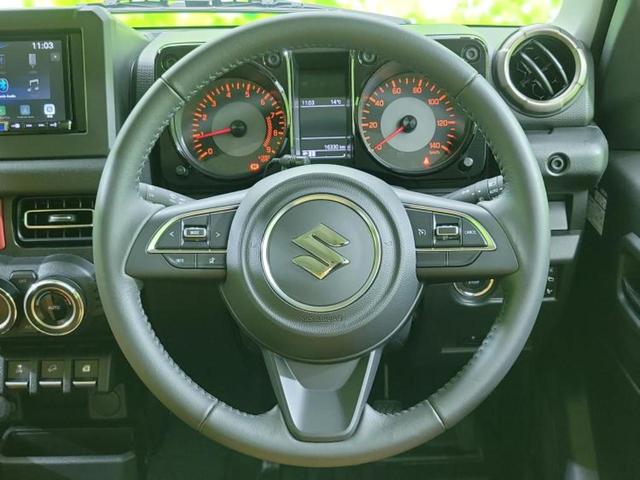 ジムニー ４ＷＤ　ＸＣ　ディスプレイオーディオ／セーフティサポート（スズキ）／シートヒーター　前席／車線逸脱防止支援システム／ドライブレコーダー　前後／ヘッドランプ　ＬＥＤ／Ｂｌｕｅｔｏｏｔｈ接続／ＥＴＣ　ＬＥＤヘッドランプ（12枚目）