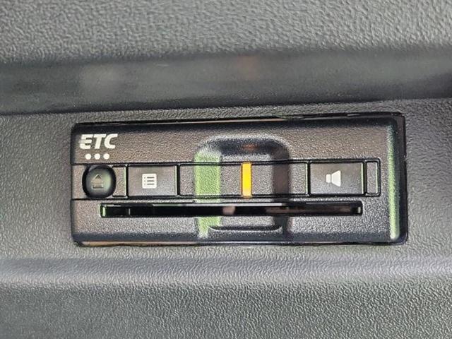 ジムニー ４ＷＤ　ＸＣ　ディスプレイオーディオ／セーフティサポート（スズキ）／シートヒーター　前席／車線逸脱防止支援システム／ドライブレコーダー　前後／ヘッドランプ　ＬＥＤ／Ｂｌｕｅｔｏｏｔｈ接続／ＥＴＣ　ＬＥＤヘッドランプ（16枚目）