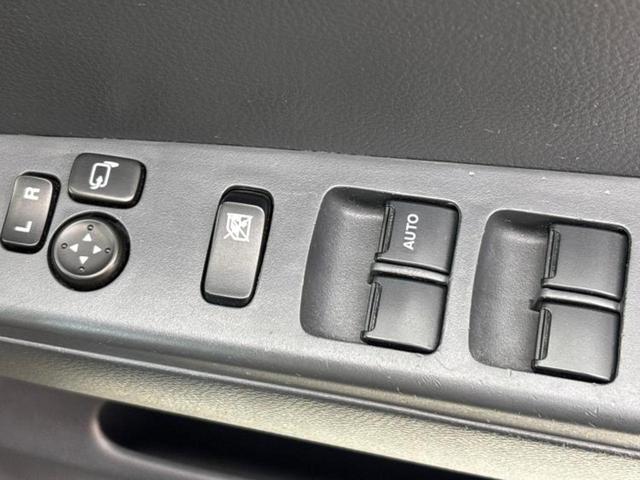 モコ G 新品タイヤ/エアロ/保証書/純正 SDナビ/Bluetooth接続/フルセグTV/DVD/アルミホイール 純正 14インチ/エンジンスタートボタン/オートエアコン/パワードアロック/UVカットガラス(25枚目)