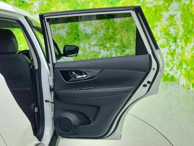 エクストレイル 20Xi 新品タイヤ/純正 SDナビ/インテリジェントルームミラー/エマージェンシーブレーキ/アラウンドビューモニター/車線逸脱防止支援システム/シート 撥水加工/電動バックドア/ドライブレコーダー 社外(22枚目)