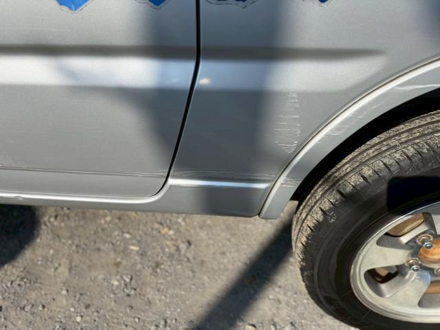 ジムニー ＸＧ　社外マフラー　キーレス　アルミ（16枚目）