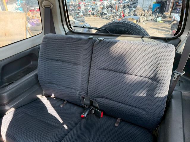 ジムニー ＸＧ　社外マフラー　キーレス　アルミ（35枚目）